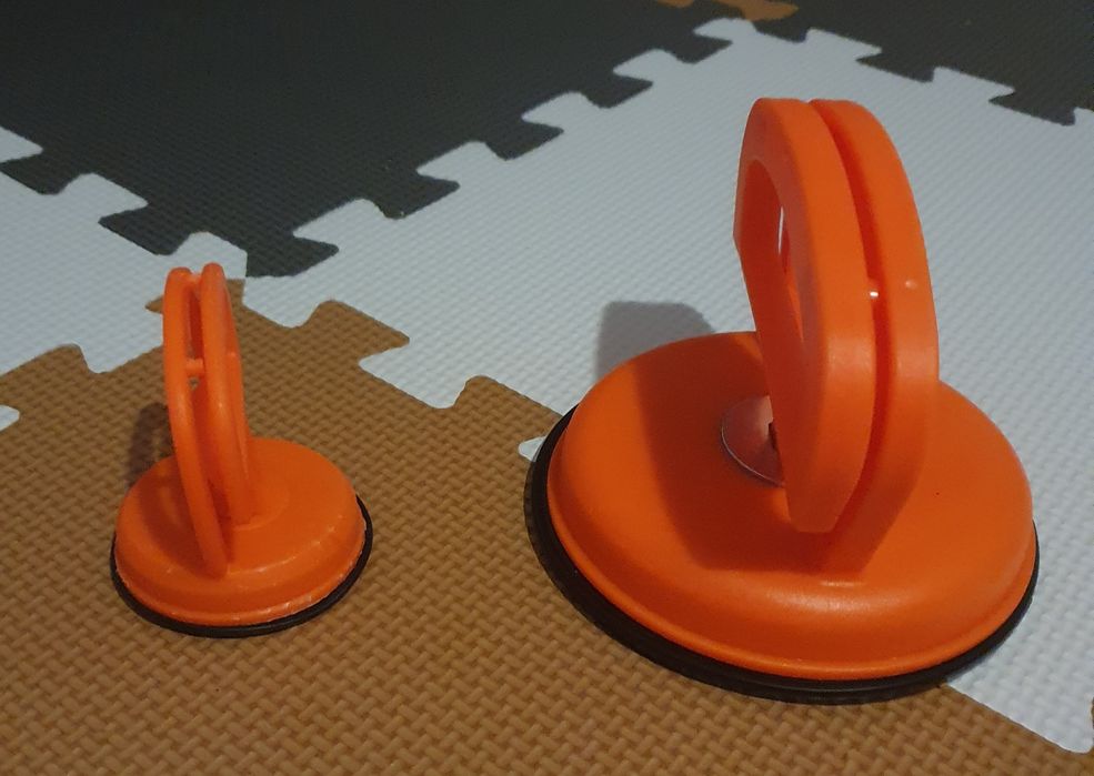 Ventuze pentru prindere sau indreptat