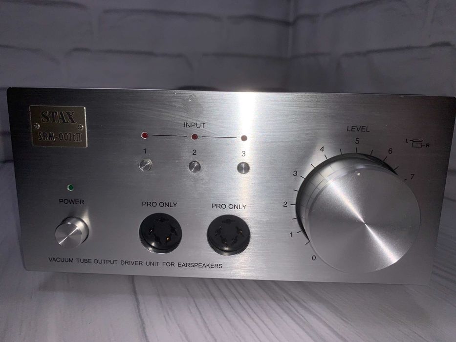 Stax SRM-007t II – Електростатичен усилвател за слушалки SR-007 MK2