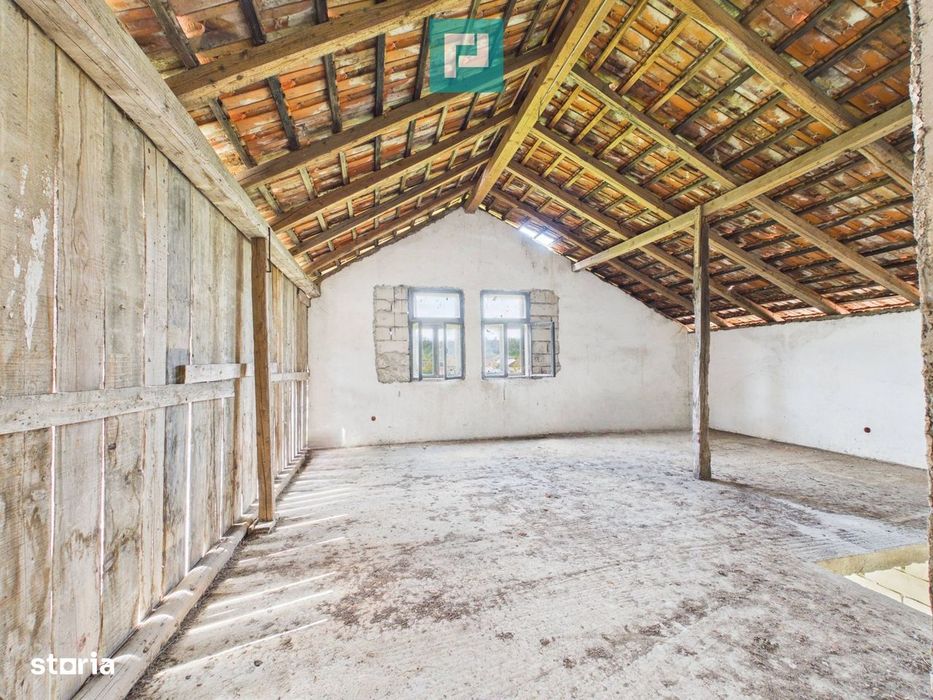 Casă cu etaj construcție nouă, în Sebiș Arad