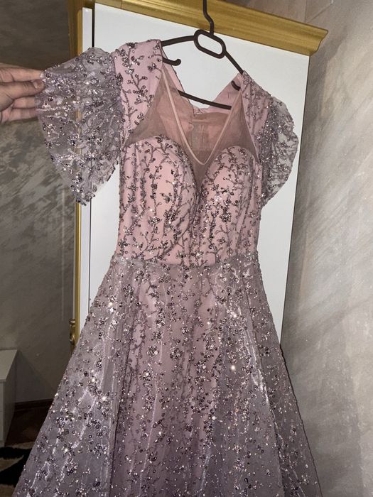 Официална розова рокля