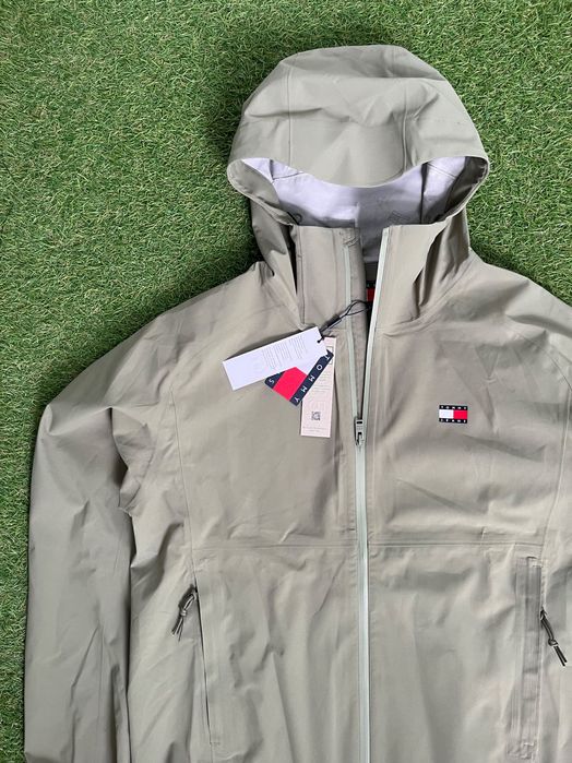 Мъжко яке : Tommy Jeans Zip-Thru Relaxed Windbreaker Beige L