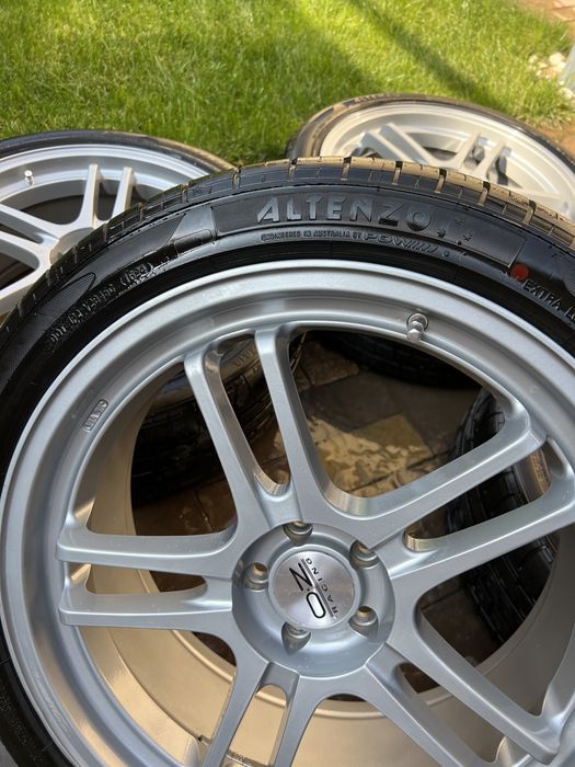 Коплект дисков с шинами 235/40/19