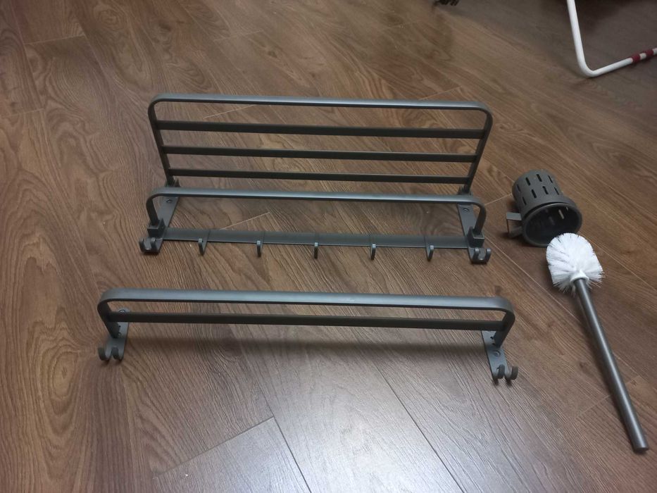 Набор полок для ванной и ершик