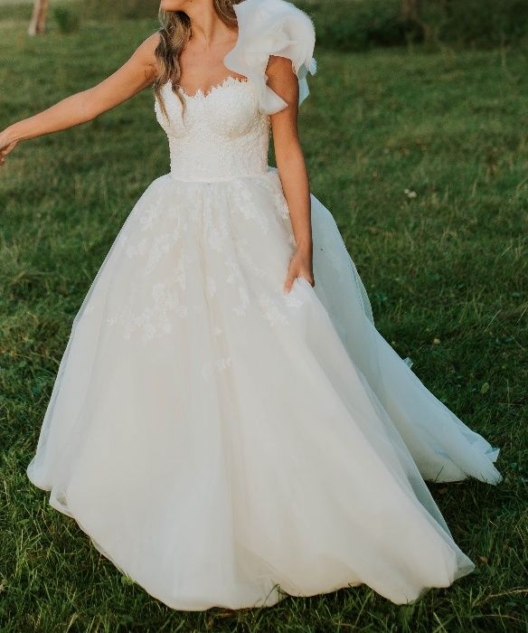 Rochie mireasa Natalia Vasiliev