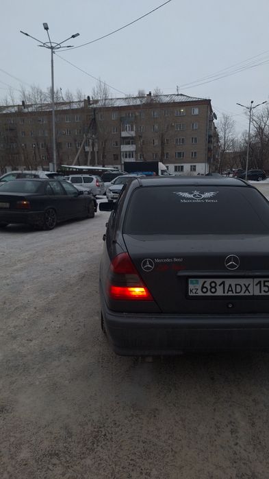 Продам мерседес с180