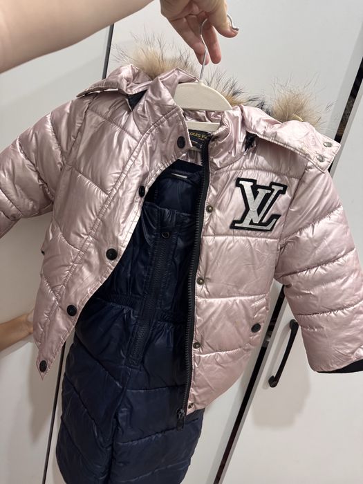 Продам детский комбинезон