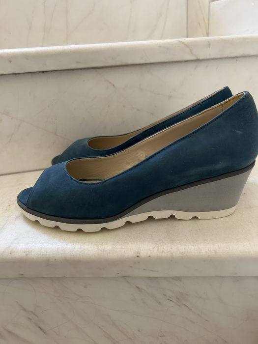 Дамски обувки нови естествен велур