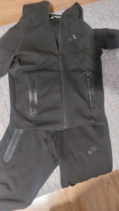 nike tech  размер S