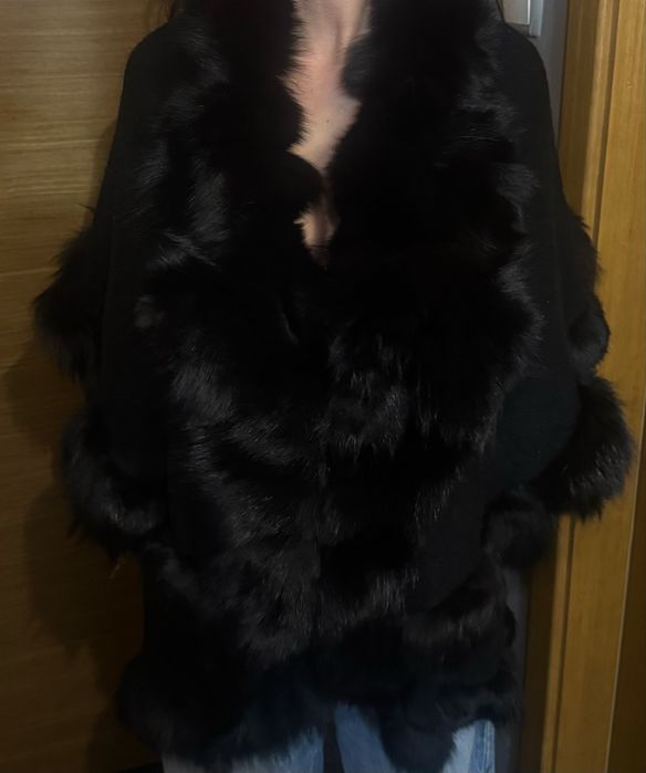 Елек с естествен косъм