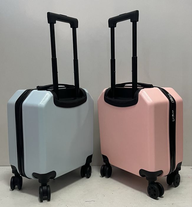 Детски куфар от полипропилен ( с безплатна доставка )