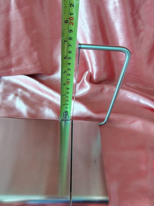 Tăietor din inox pentru brânzeturi