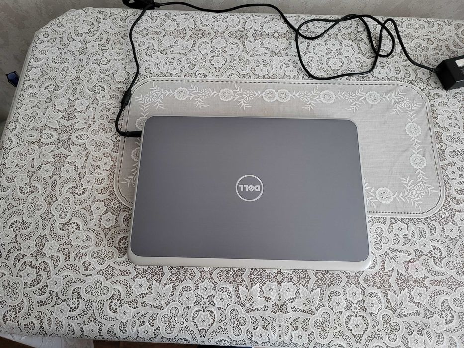 Ноутбук DELL/Дел