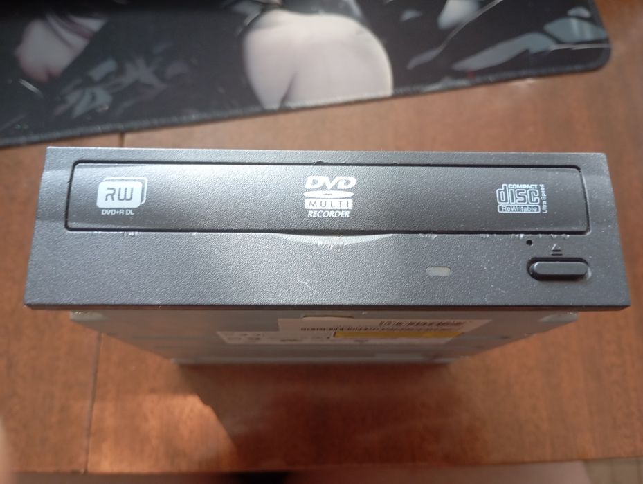 DVD/CD дисковод 2010 года