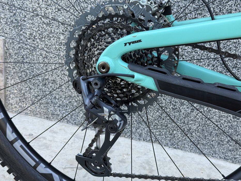Propain Tyee CF Enduro 29 Carbon • FOX 38 Factory • X2 • X01 • Magura MT7