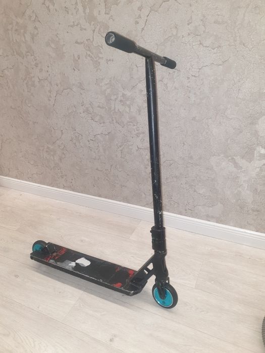 продаётся профессиональный трюковой самокат