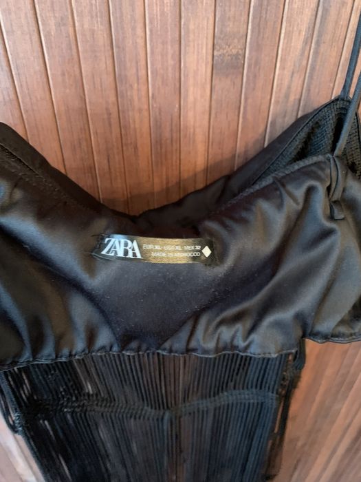 Топ с ресни ZARA