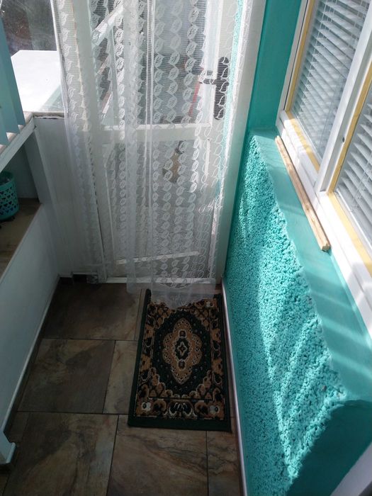 Продава се Тристаен апартамент в Варна, Младост 1 - 7953 кв.м за 12 €/кв.м - Снимка #16