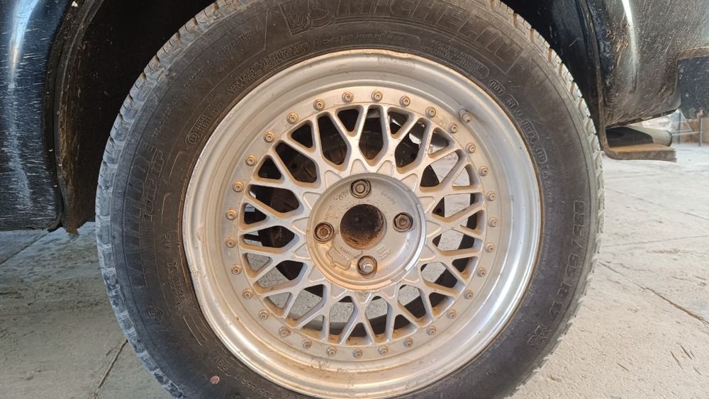 Продаются диски с резиной