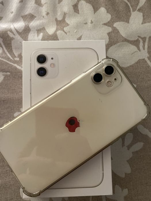 Продам 11айфон 128гб срочно