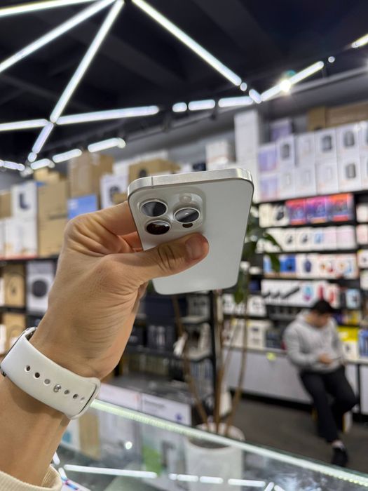 IPhone 15 Pro / 128Gb