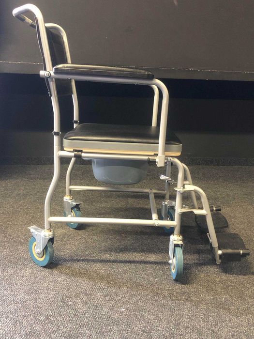 Инвалиден стол!!!