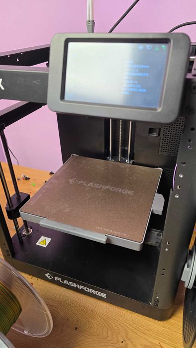 Vând Imprimantă 3d Flashforge AD5X (Printer 800h)