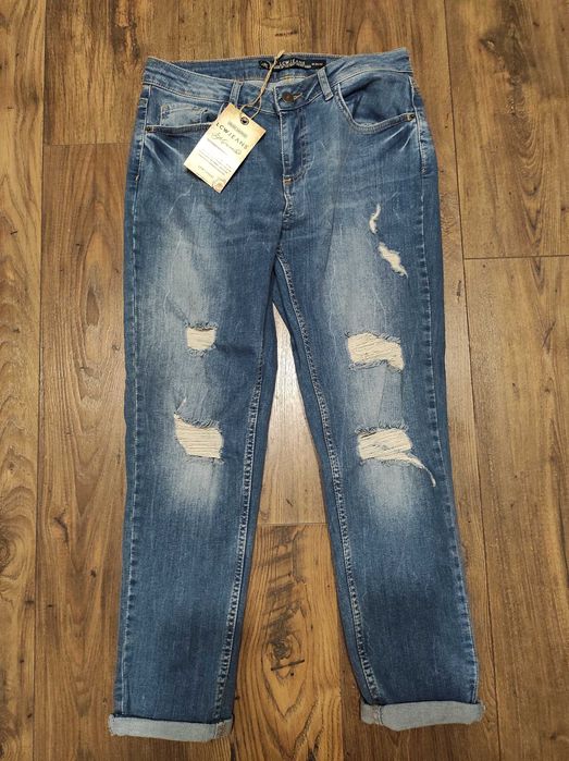 Нови дънки и горнище М размер