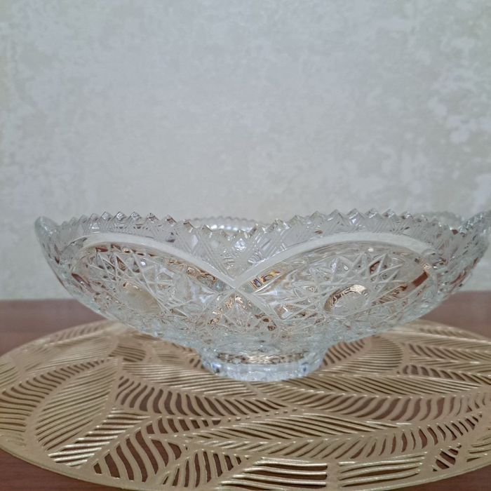 Хрустали салатницы.фруктовица