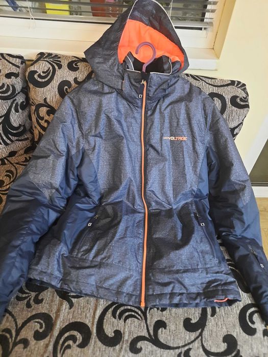 Дамско скиорско яке