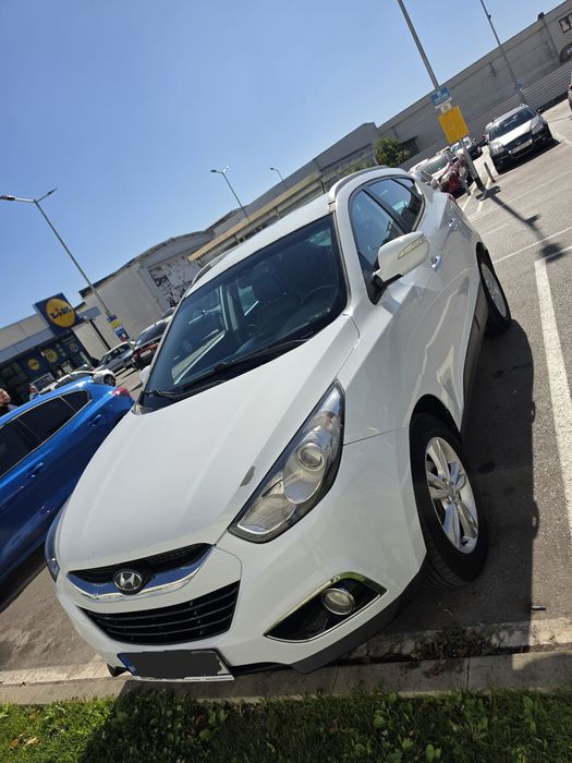 HYUNDAI ix35 2011 — imagine 2