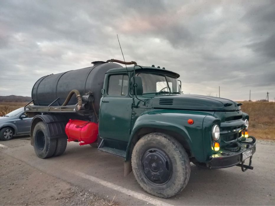 Продам Зил ассенизатор 6.5 Куб