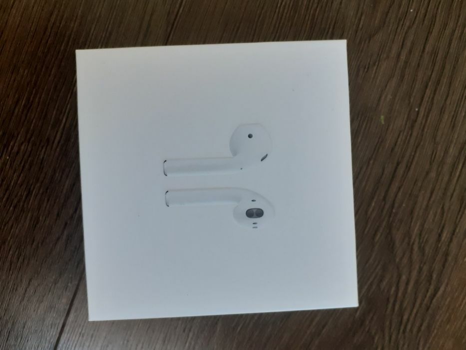 Слушалки Apple air pods 2 чисто нови
