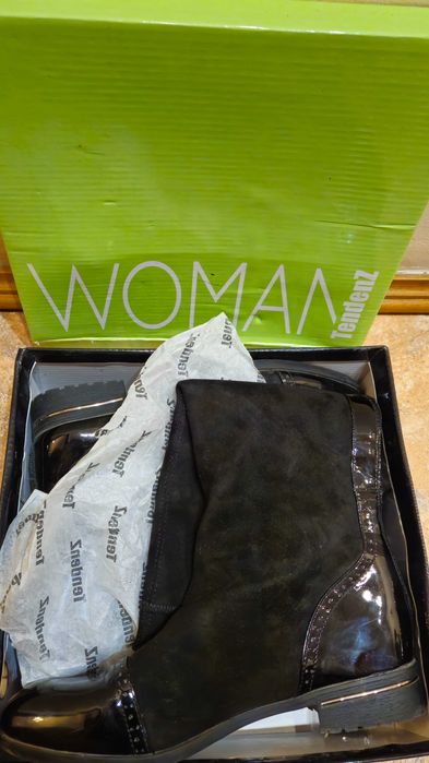 Дамски ботуши 39