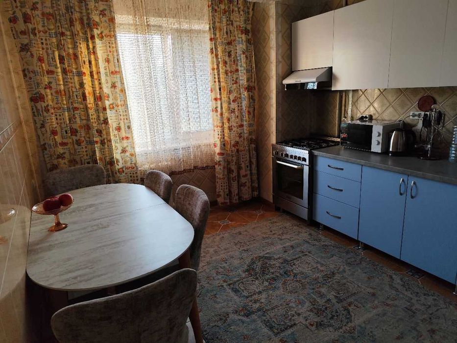 Дава се под наем Двустаен апартамент в София, Дружба 1 - 63 кв.м за 375 € - Снимка #2