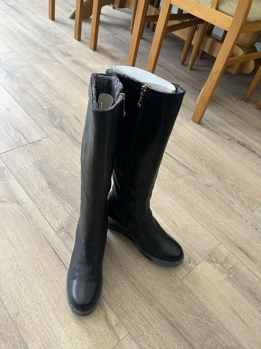 Зимние женские сапоги с мехом