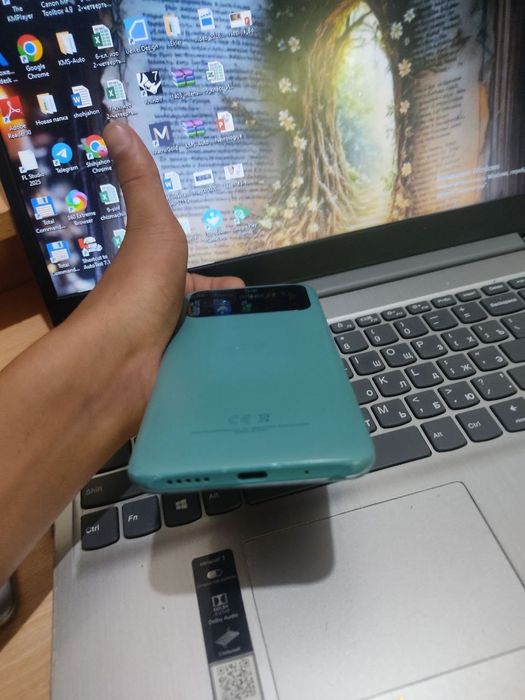 Poco C40 telefonizoʻr xolatda