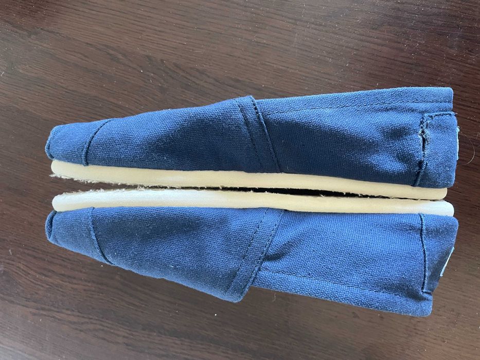 TOMS еспадрили унисекс 38.5