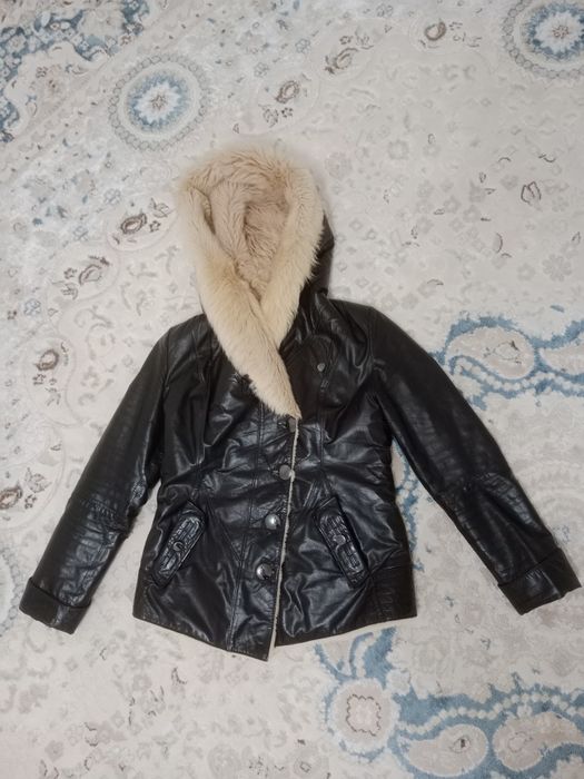 Женская дубленка