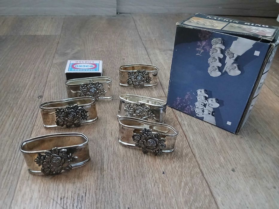 Кольца для салфеток и пиялки продам