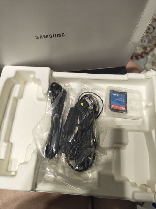 Samsung D880 новый