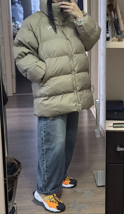 Продам пуховик PUMA