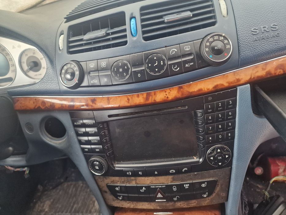 Мерцедес е320 на части