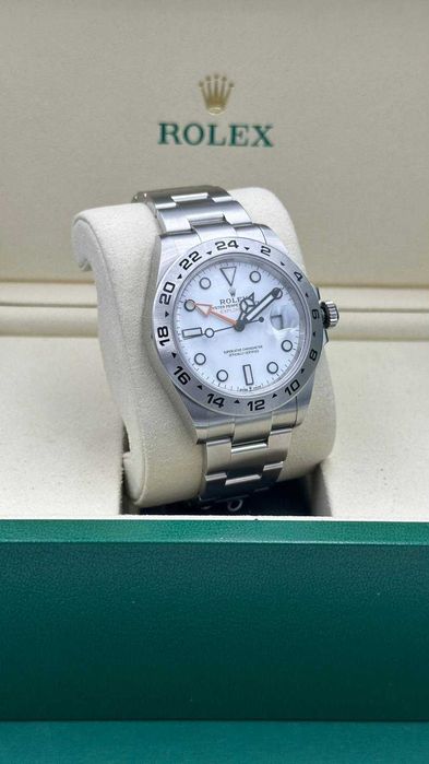 Rolex Referință : 226570, 42 mm, oțel, 2023, 9250€.