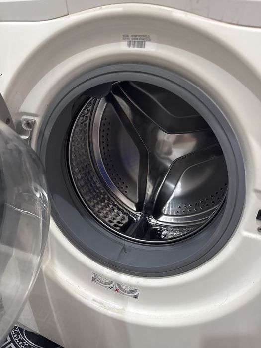 Продам стиральную машинку