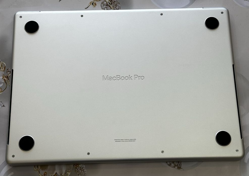 Macbook Pro 14, M3 8/512Gb 2025
