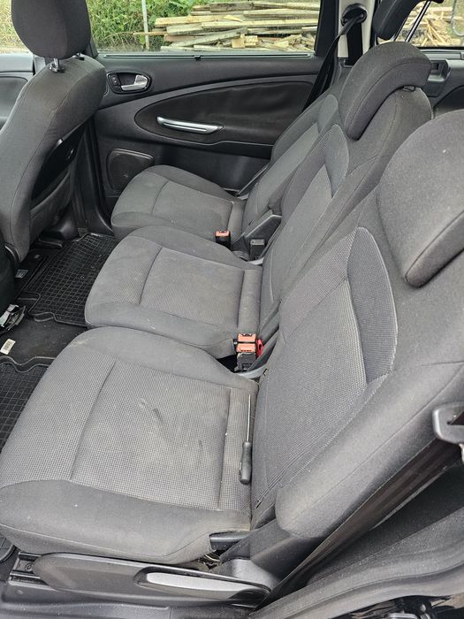 Dezmembrari dezmembrez vand piese auto ford galaxy 2010,motor 2,2 tdci
