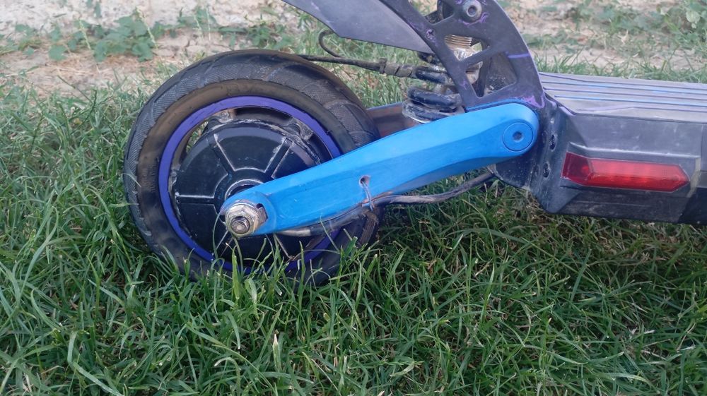 Vând trotineta kugoo Kirin G2 pro model 2023  preț:1600 Lei