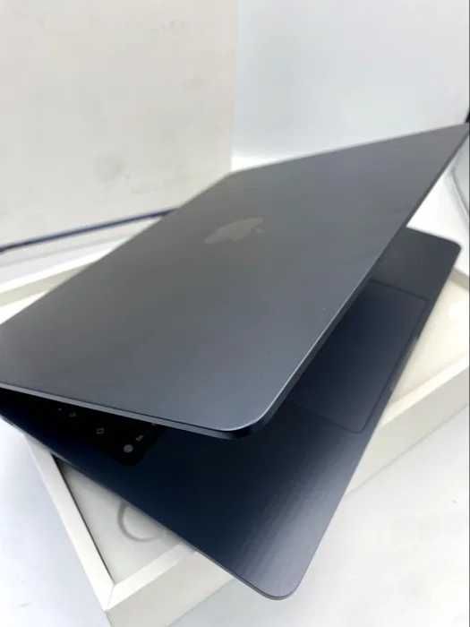 MacBook Air 15 M2 2023 8GB 256GB