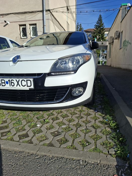 RENAULT Megane 2012 — imagine 2