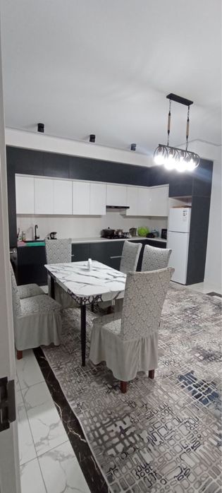 Qasr hovli Nurafshon